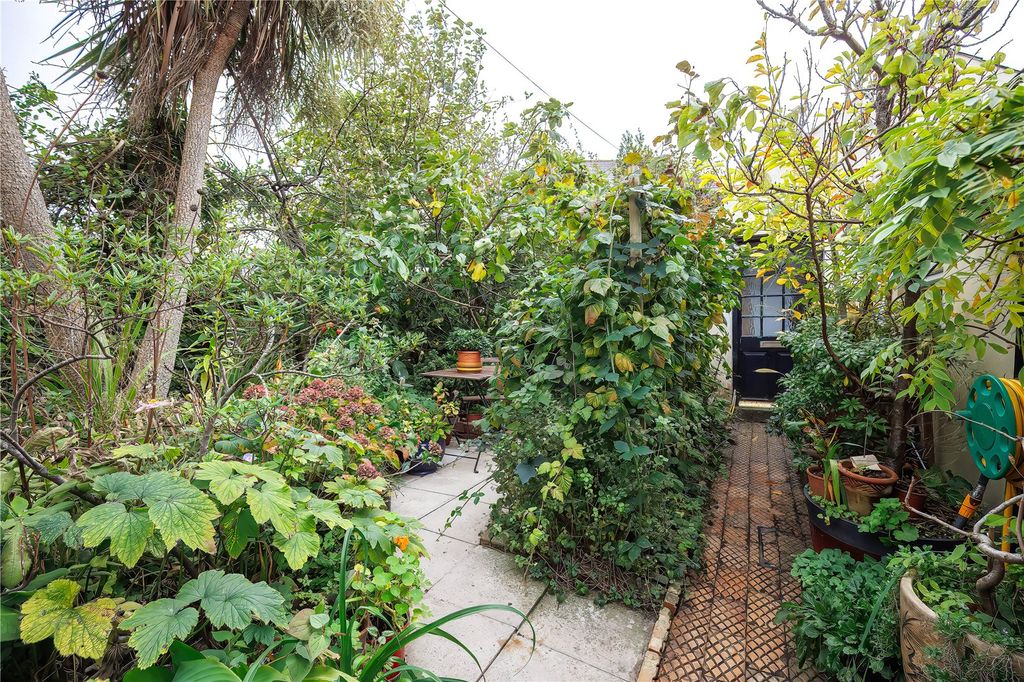 Additional image 36 of 5 bed terraced house for saleLlanedeyrn Road, Penylan, Cardiff CF23