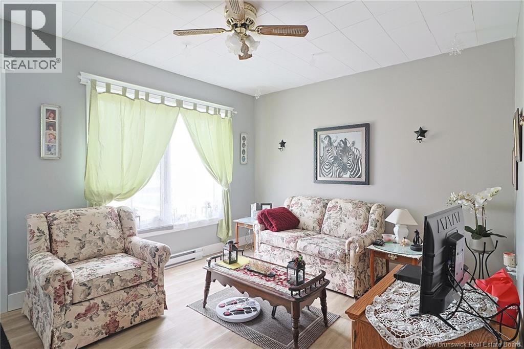 Additional image 4 of 33 Queen Street, Minto, NB, E4B3P2