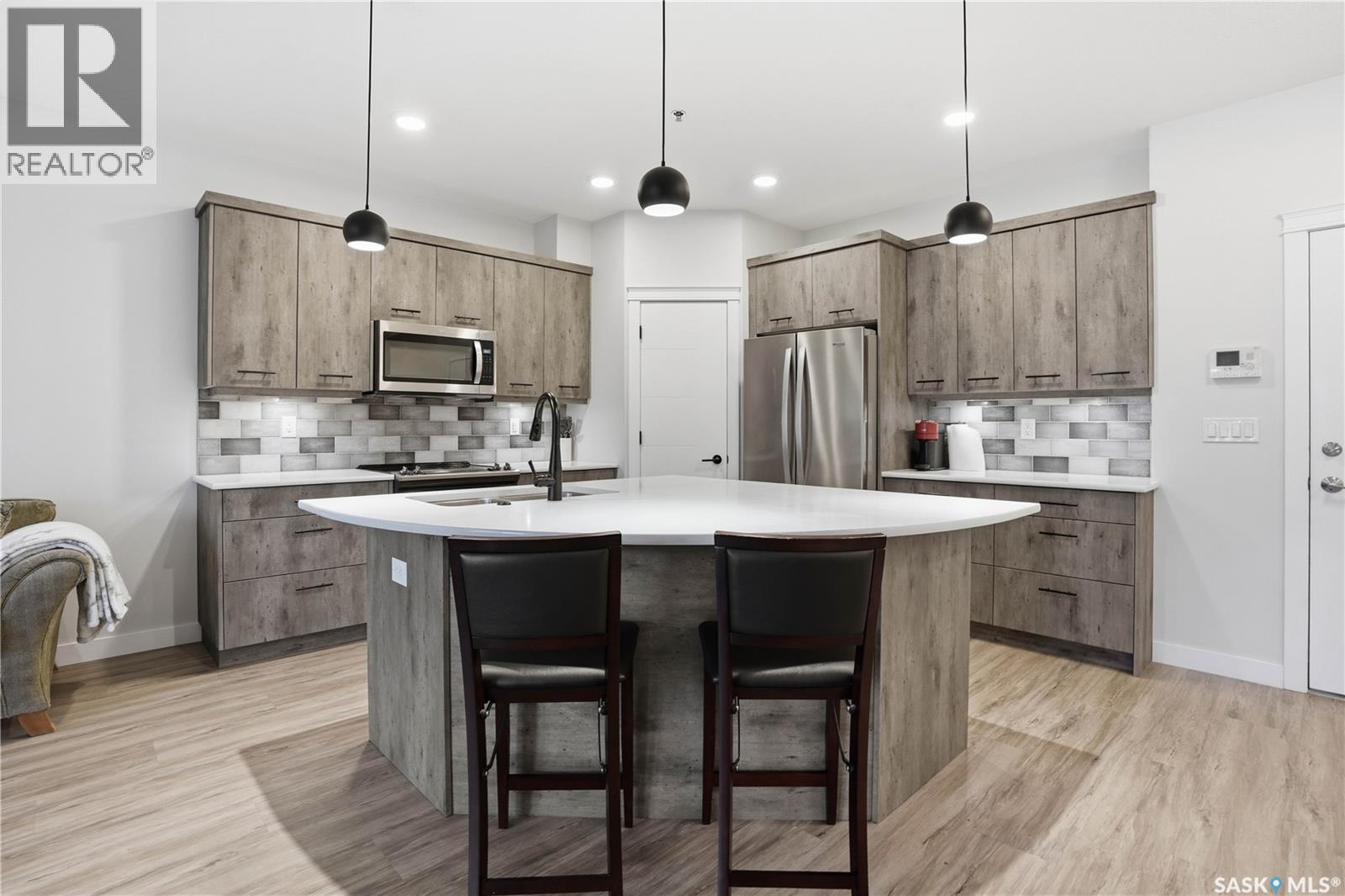 213-1700 Badham Boulevard, Regina, SK, S4P0J7