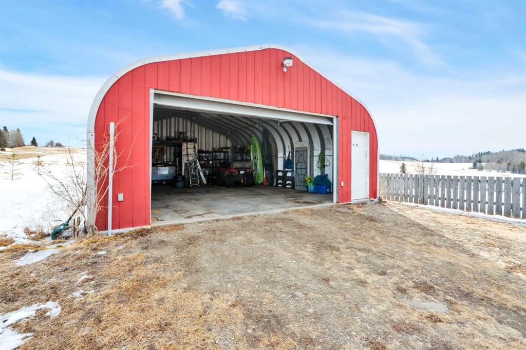 Additional image 4 of 4557 Township Road 300 , Rural Mountain View County, AB, T0M0R0