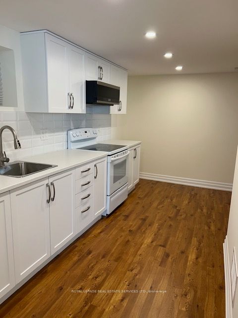 Additional image 4 of Basement-2100 Lorelei Road, Mississauga, ON, L5A 1C3