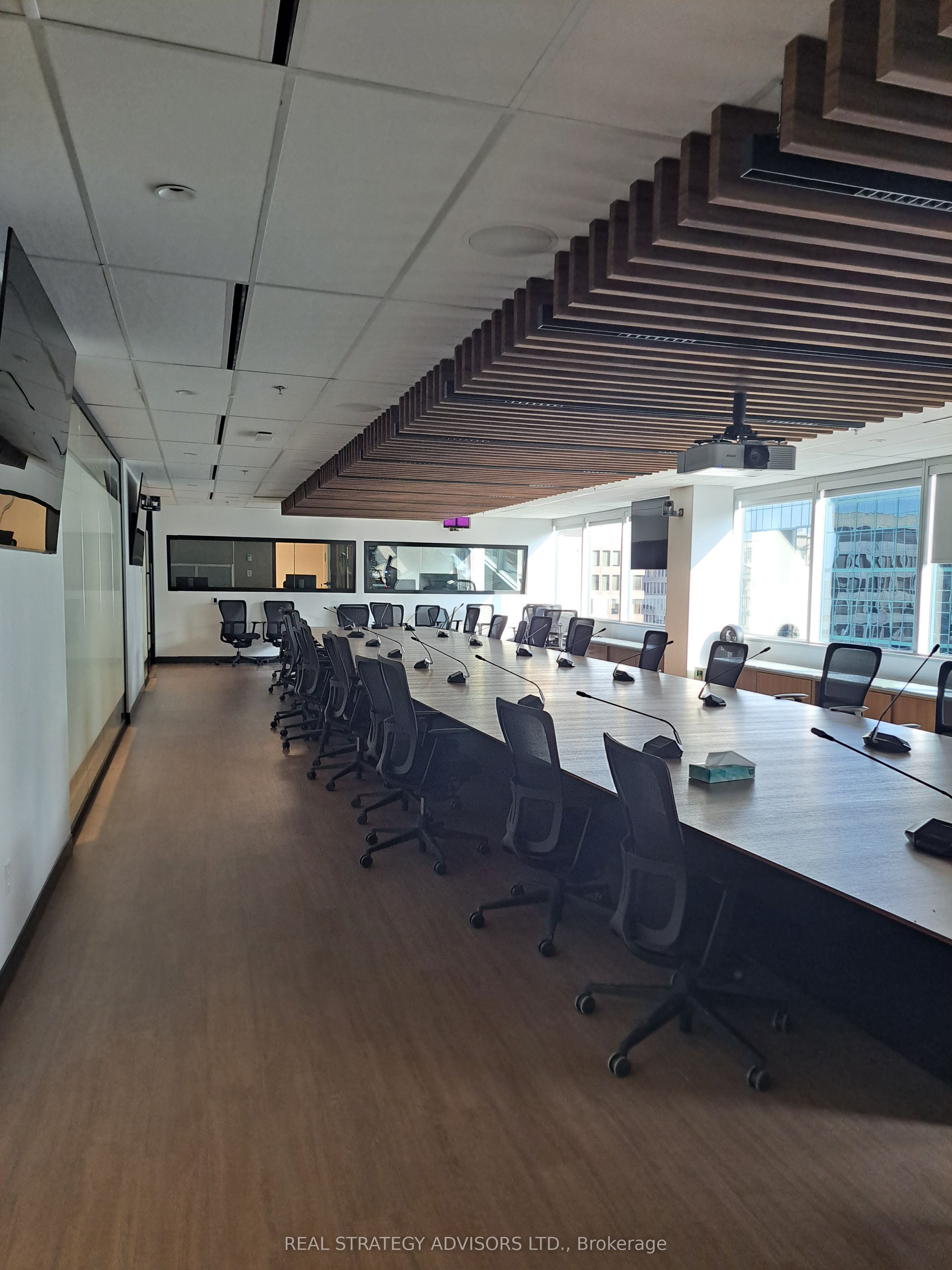 Additional image 5 of 18th Floor-350 Albert Street, Ottawa, ON, K1R 1A4