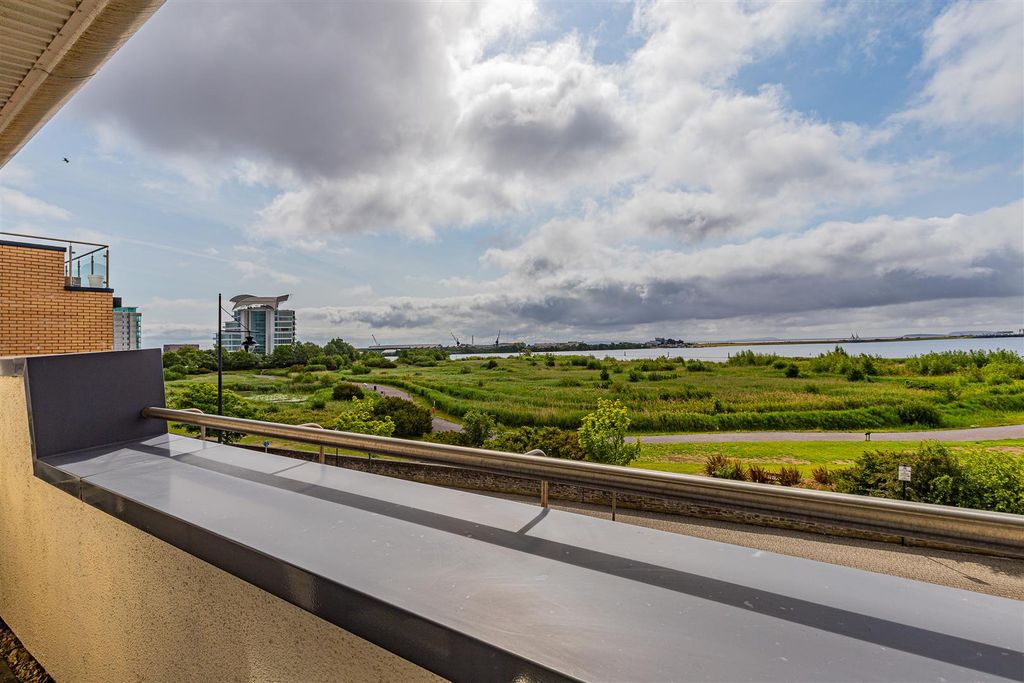 Additional image 21 of 4 bed property for saleWindsor Esplanade, Cardiff CF10