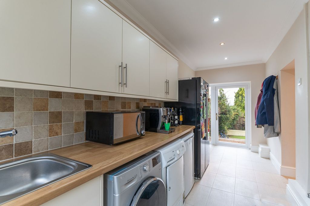 Additional image 8 of 4 bed semi-detached house for saleBeechwood Crescent, Newport NP19