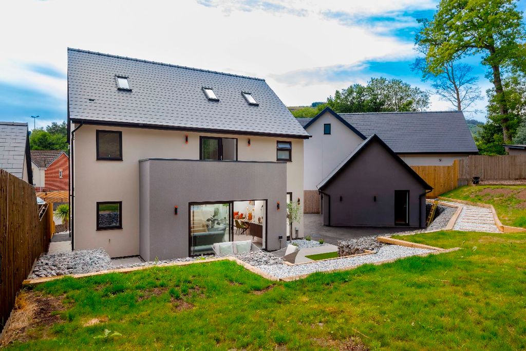 Additional image 111 of 5 bed detached house for saleTrem Yr Dyffryn, Caergarw, Mountain Ash CF45