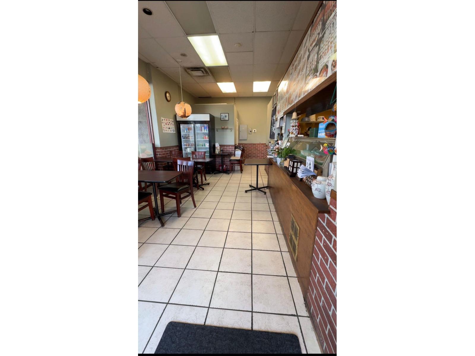 Additional image 2 of 104-7380 King George Boulevard, Surrey, BC, V3W5A5