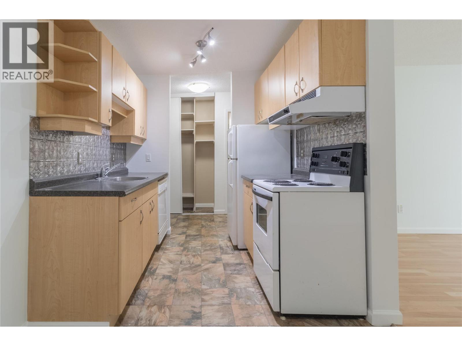 Additional image 6 of 106-445 All Star Court, Kelowna, BC, V1X5N7
