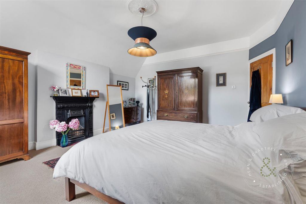 Additional image 39 of 4 bed town house for saleCathedral Road, Pontcanna, Cardiff CF11