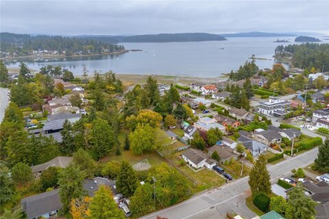 Additional image 7 of 2365 Lovell Avenue, Sidney, BC, V8L 2J5