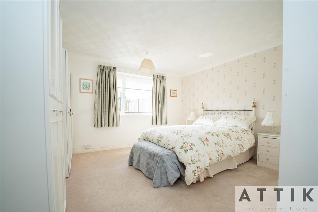Additional image 19 of 2 bed semi-detached bungalow for saleSt. Michaels Way, Wenhaston IP19