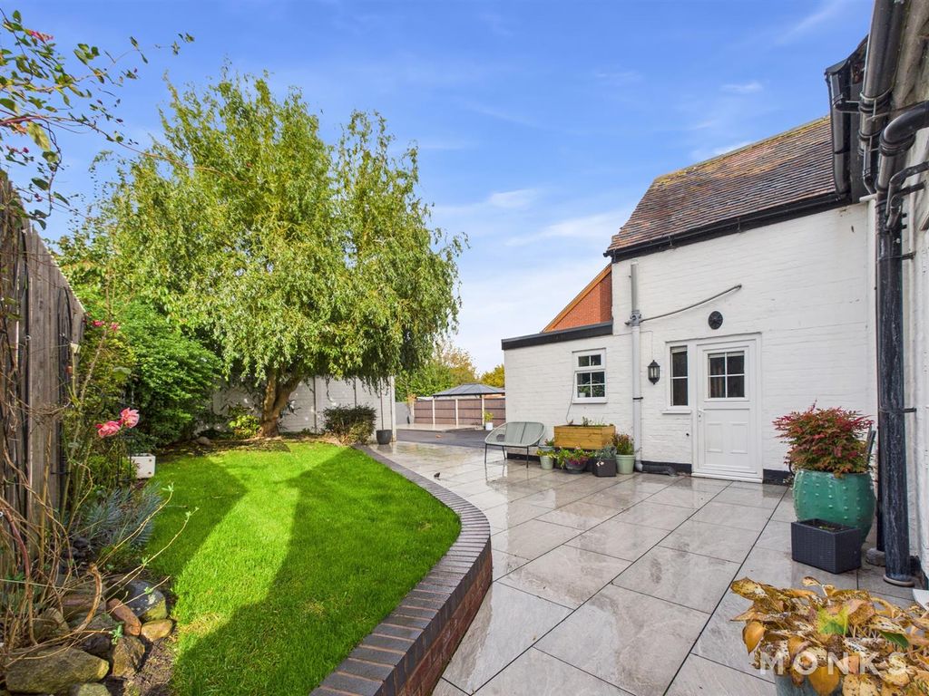 3 bed cottage for saleChristmas Cottage, Shawbury, Shrewsbury SY4