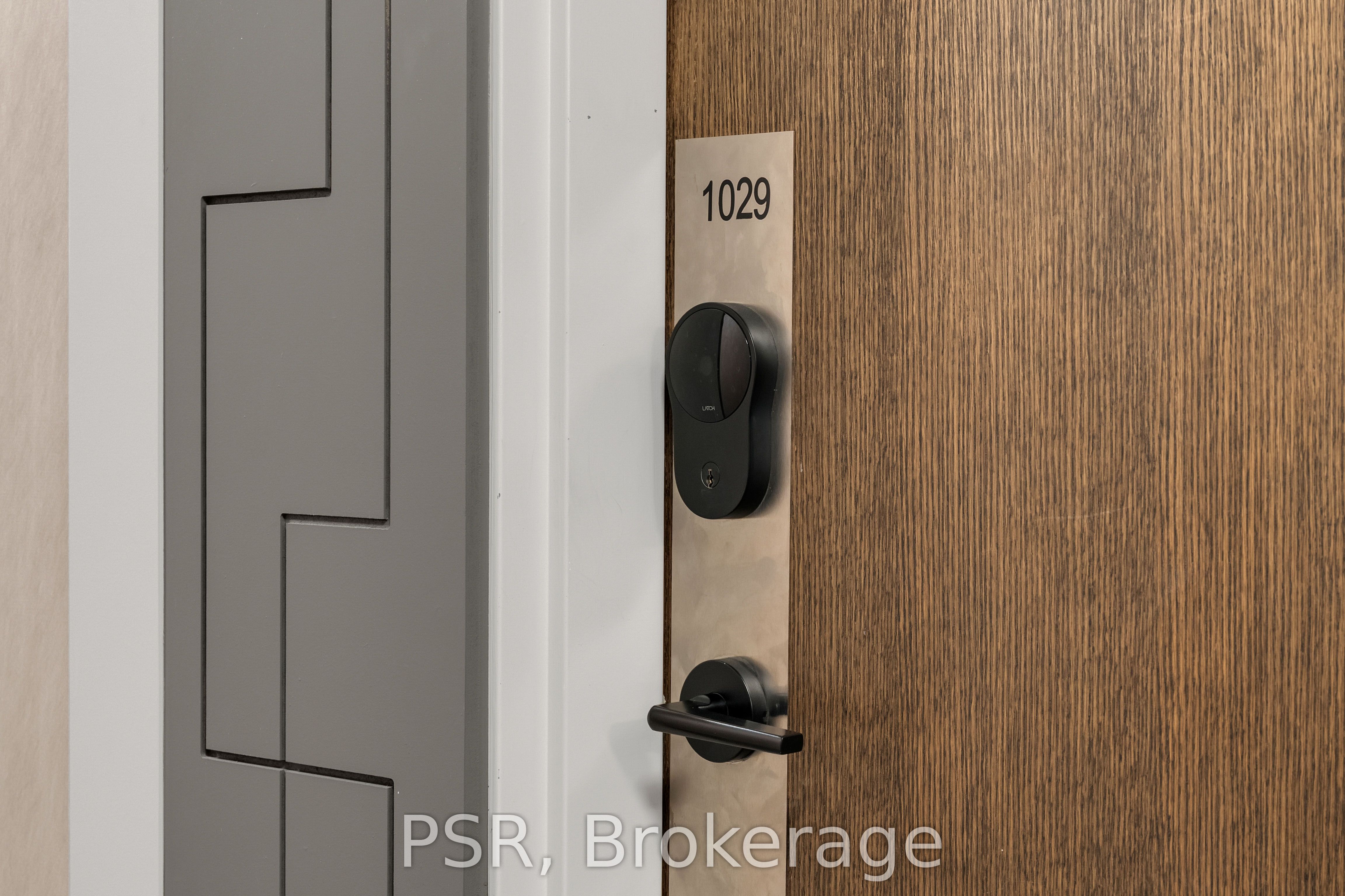 Additional image 3 of 1029-100 Eagle Rock Way, Vaughan, ON, L6A 5B9
