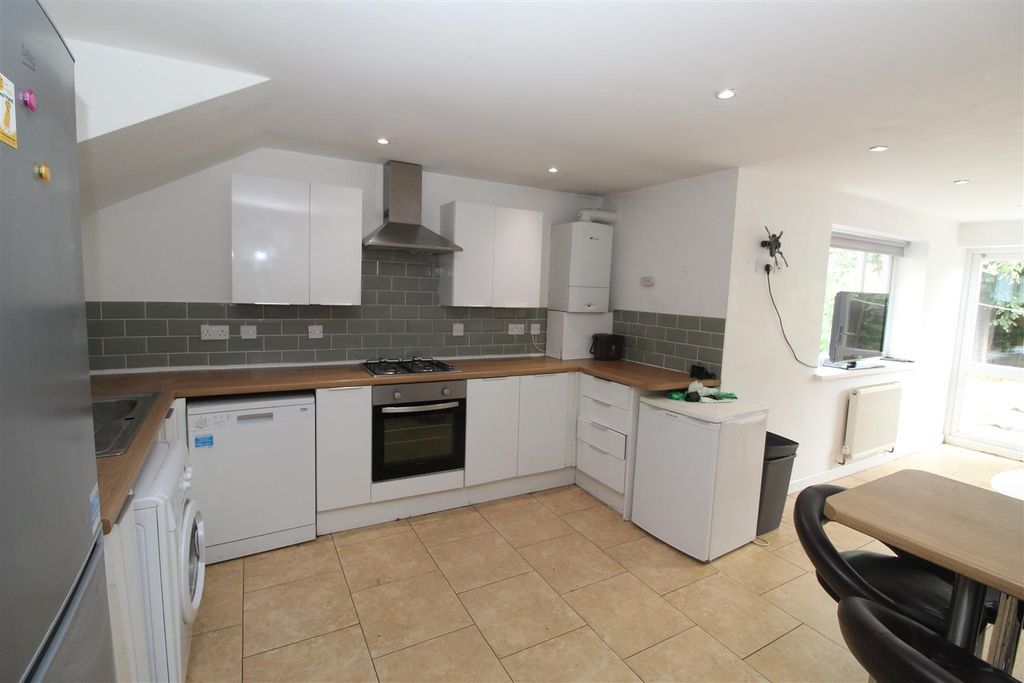 7 bed property for saleRhymney Street, Cathays, Cardiff CF24
