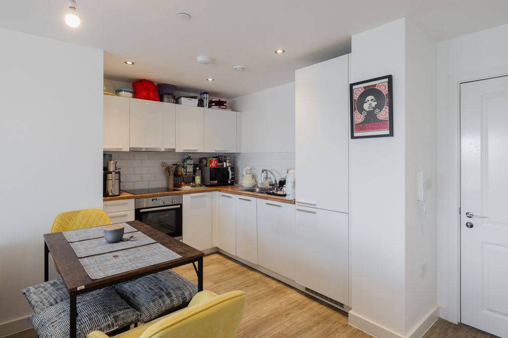 Additional image 7 of 2 bed flat for saleWestmount Road, St. Helier, Jersey JE2