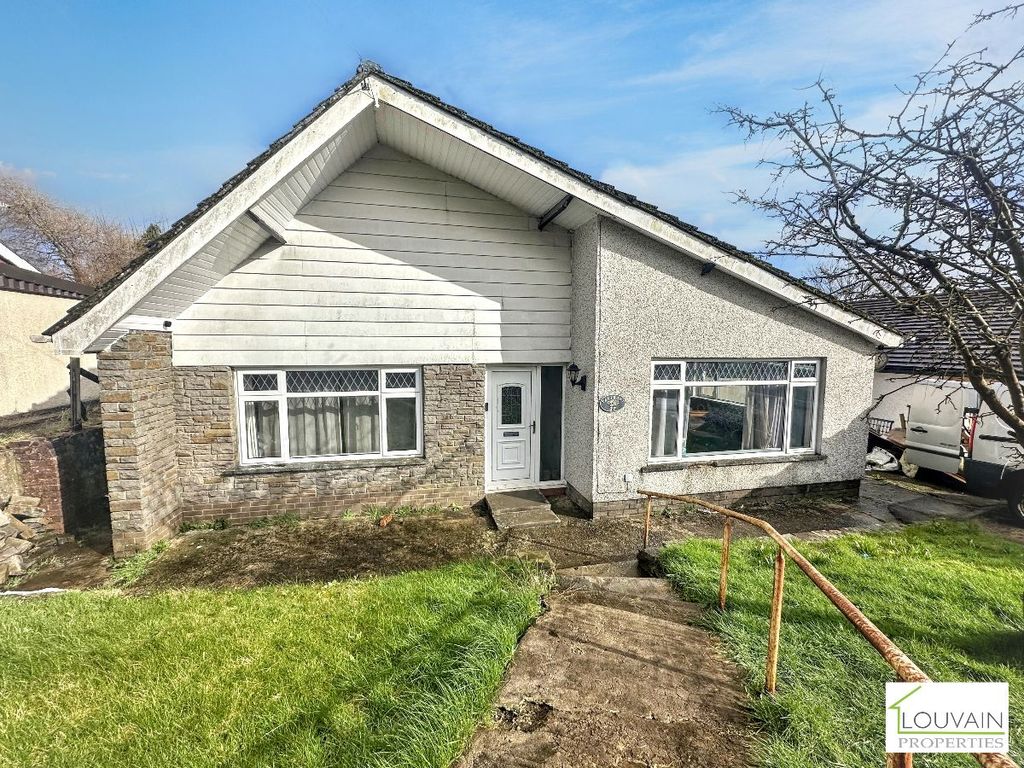 3 bed bungalow for saleStonebridge Road, Ebbw Vale NP23