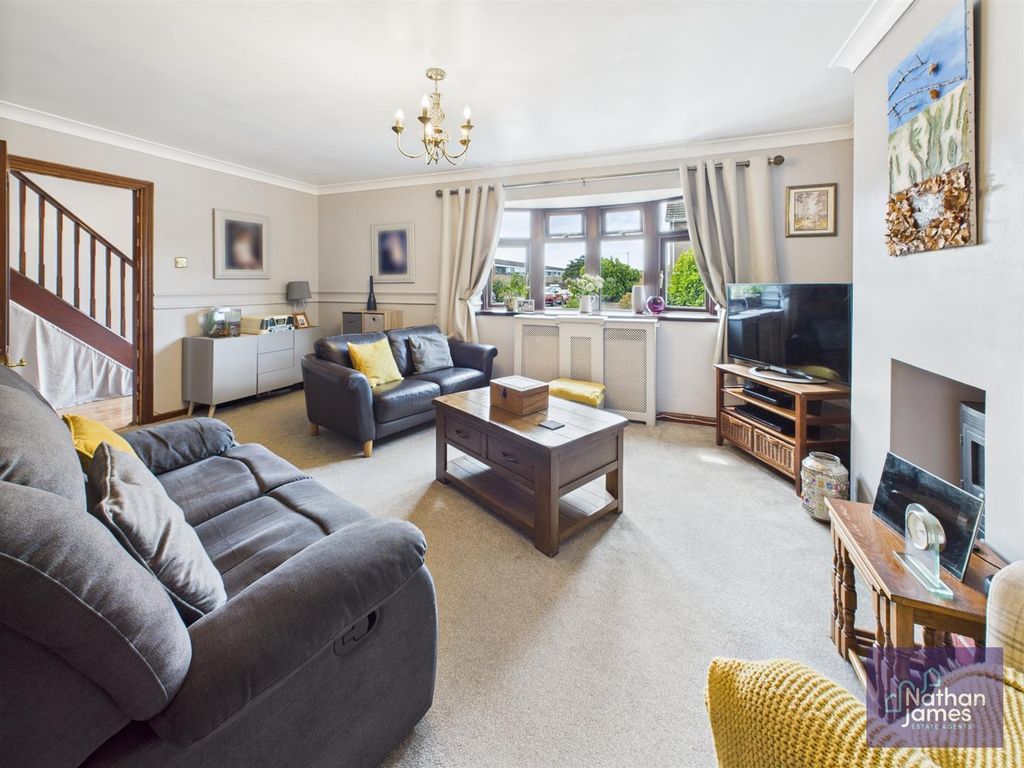 Additional image 2 of 4 bed detached house for saleHolly House, Castle Gardens, Caldicot NP26