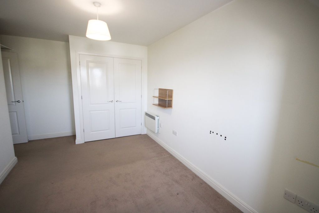 Additional image 11 of 2 bed flat for saleLa Route De Beaumont, St Peter JE3