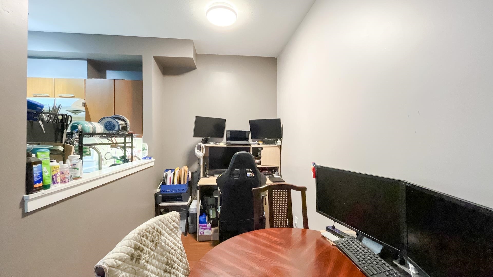 Additional image 6 of 215-4155 Central Boulevard, Burnaby, BC, V5H 4X2