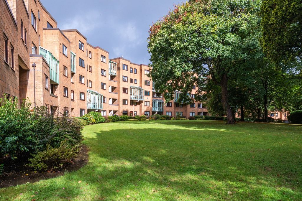 Additional image 18 of 2 bed flat for saleThe Crescent, Llandaff CF5