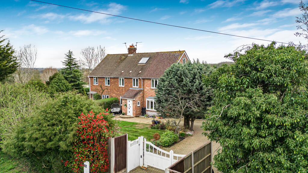 White Horse Lane, Burnham Green, AL6