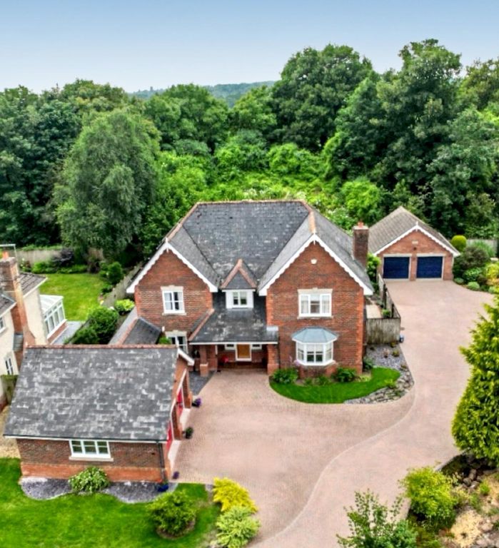 Additional image 38 of 4 bed detached house for saleOutstanding Family Home 8 Walnut Grove, Crick, Caldicot, Monmouthshire NP26