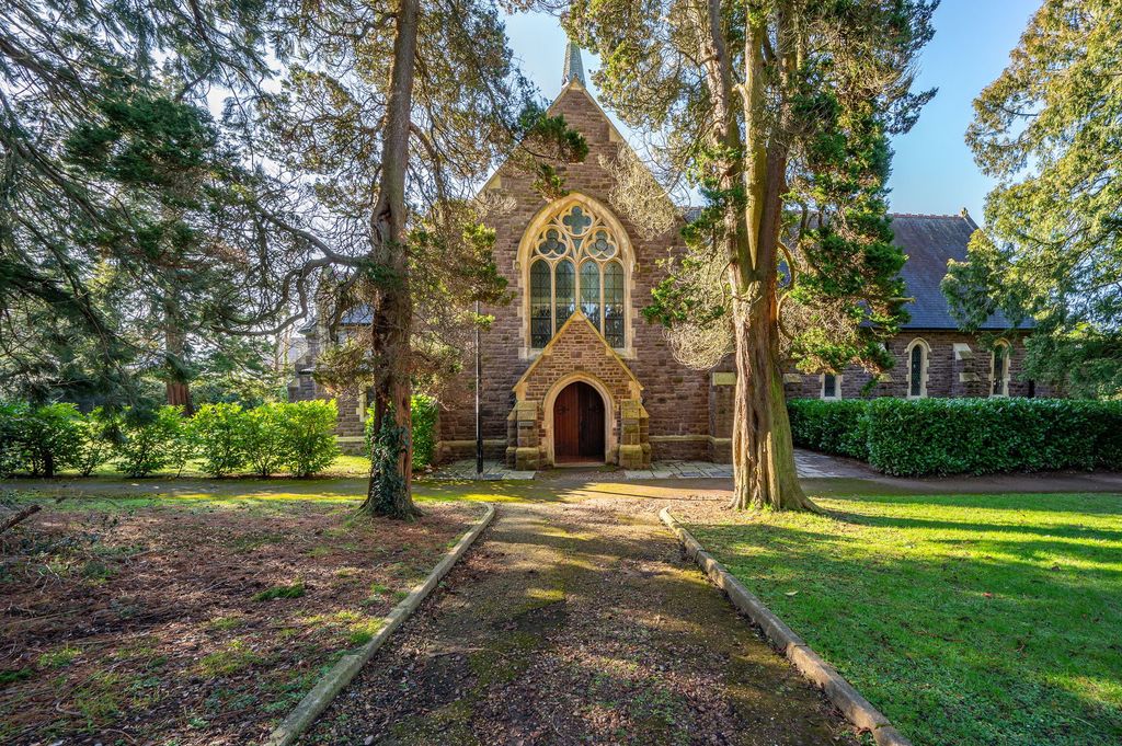 Additional image 7 of 3 bed cottage for saleThe Chancel, Pen Y Fal Chapel, Abergavenny NP7