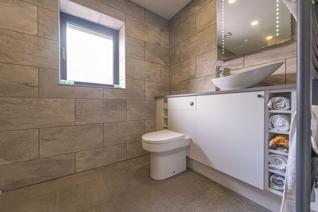 Additional image 15 of 4 bed detached house for saleRoyal Oak Hill, Christchurch NP18