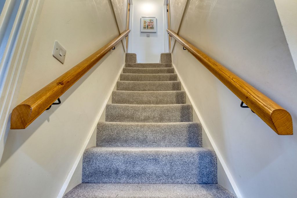 Additional image 16 of 2 bed property for sale2 Brooklyn Mews, St Helier JE2