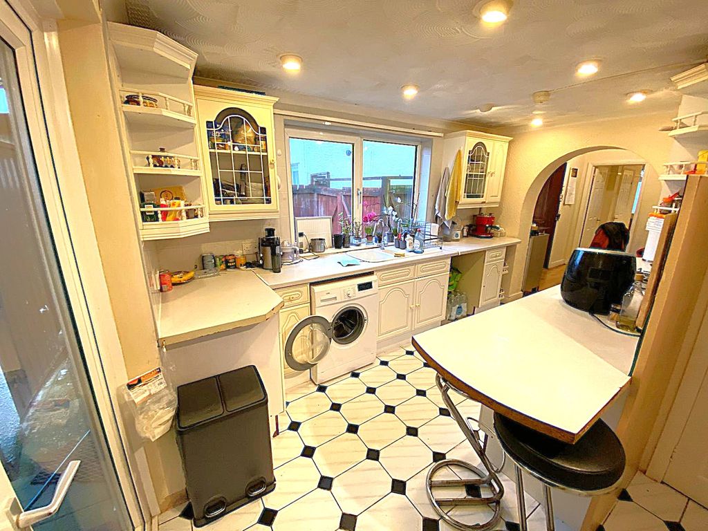 Additional image 5 of 3 bed semi-detached house for saleSouth Clive Street, Cardiff CF11