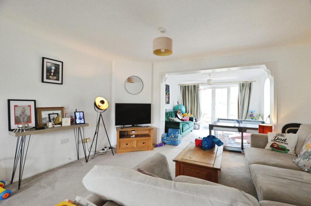 Additional image 2 of Icknield Close, St Albans, AL3