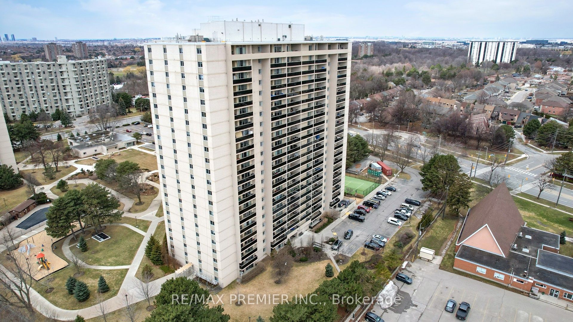 1207-812 Burnhamthorpe Road, Toronto, ON, M9C 4W1