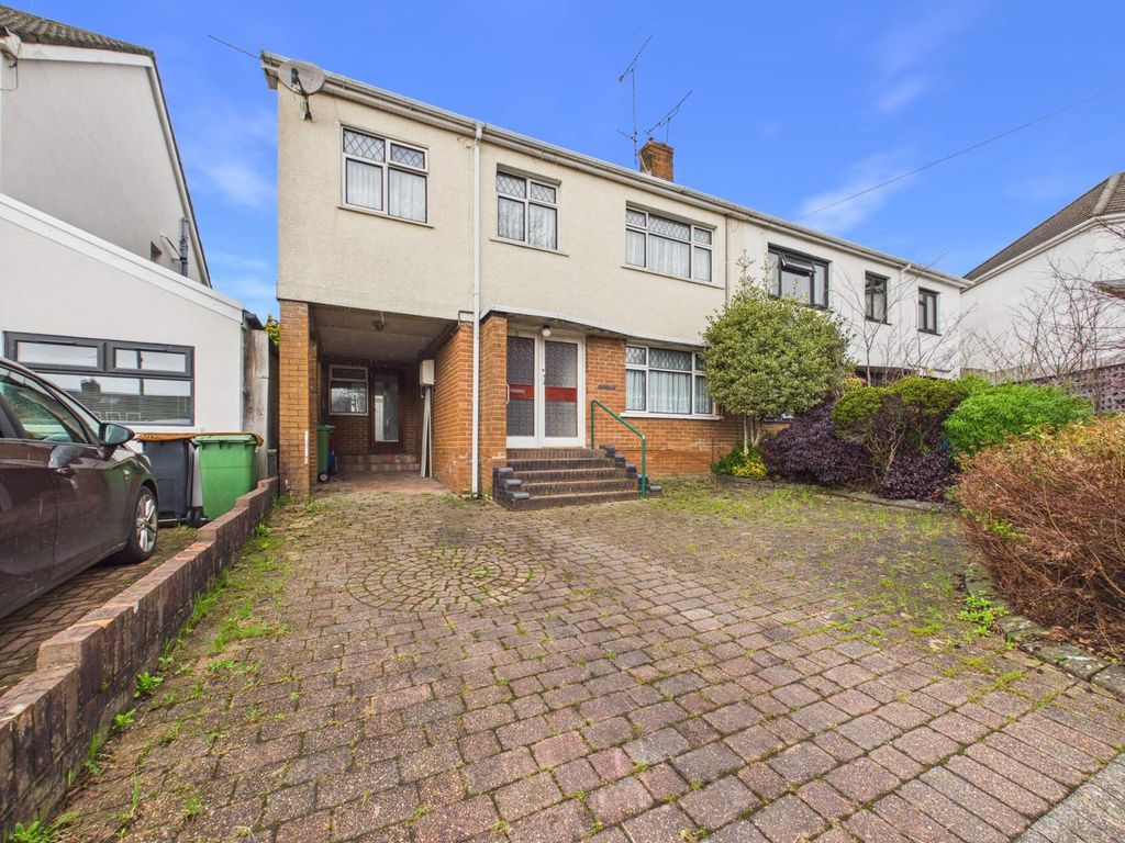 4 bed semi-detached house for saleAlltwen, Pantmawr, Cardiff. CF14