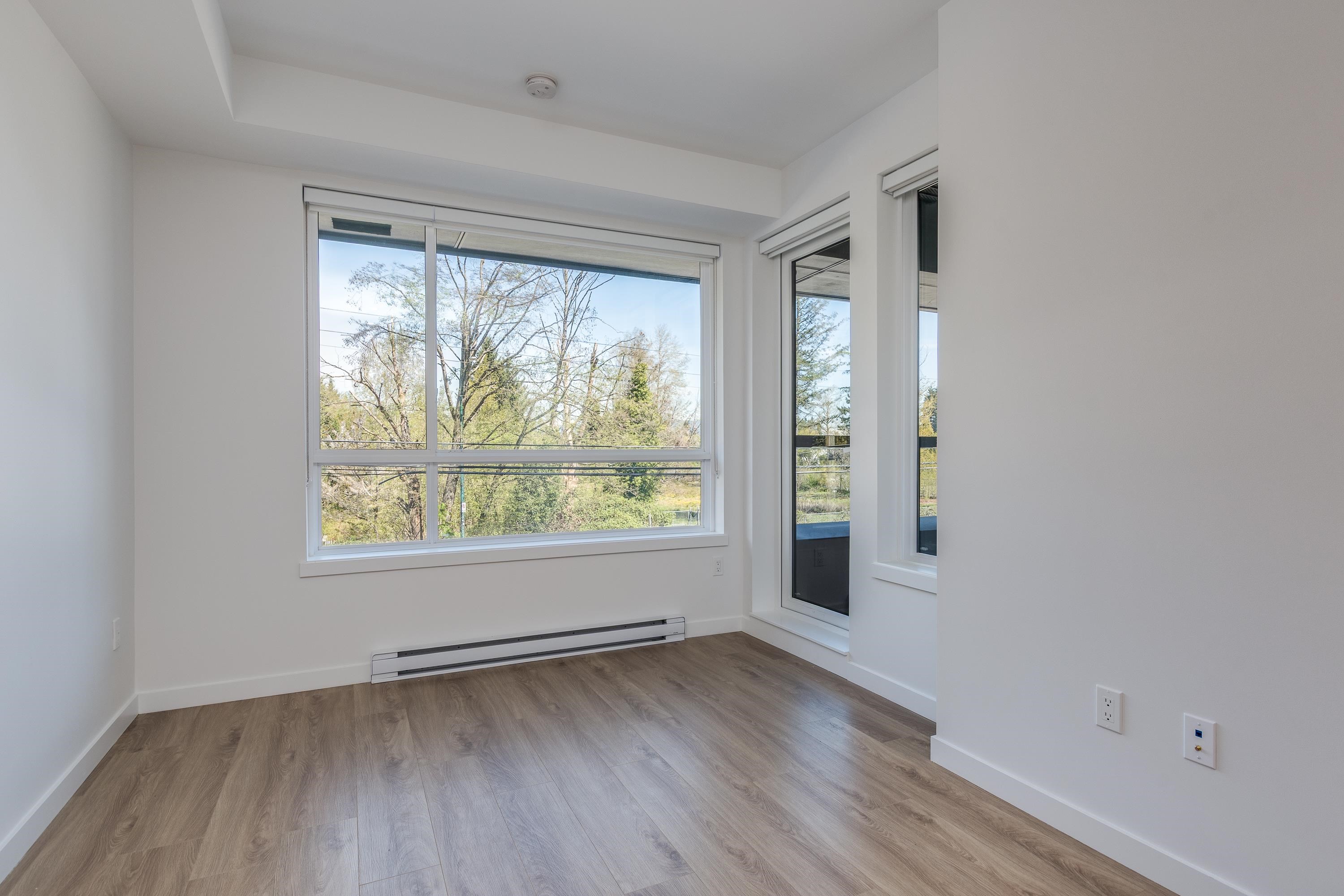 Additional image 6 of E216-13858 108 Avenue, Surrey, BC, V3T 0T8