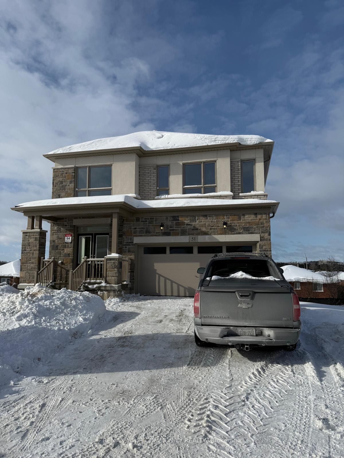 51 West Oak Trail, Barrie, ON, L9J 0K9