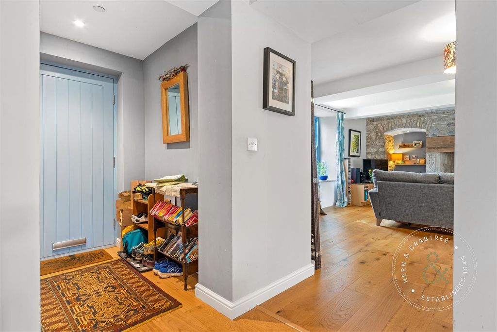 Additional image 18 of 3 bed end terrace house for saleThe Farmhouse, Great House Farm, St Fagans, Cardiff CF5