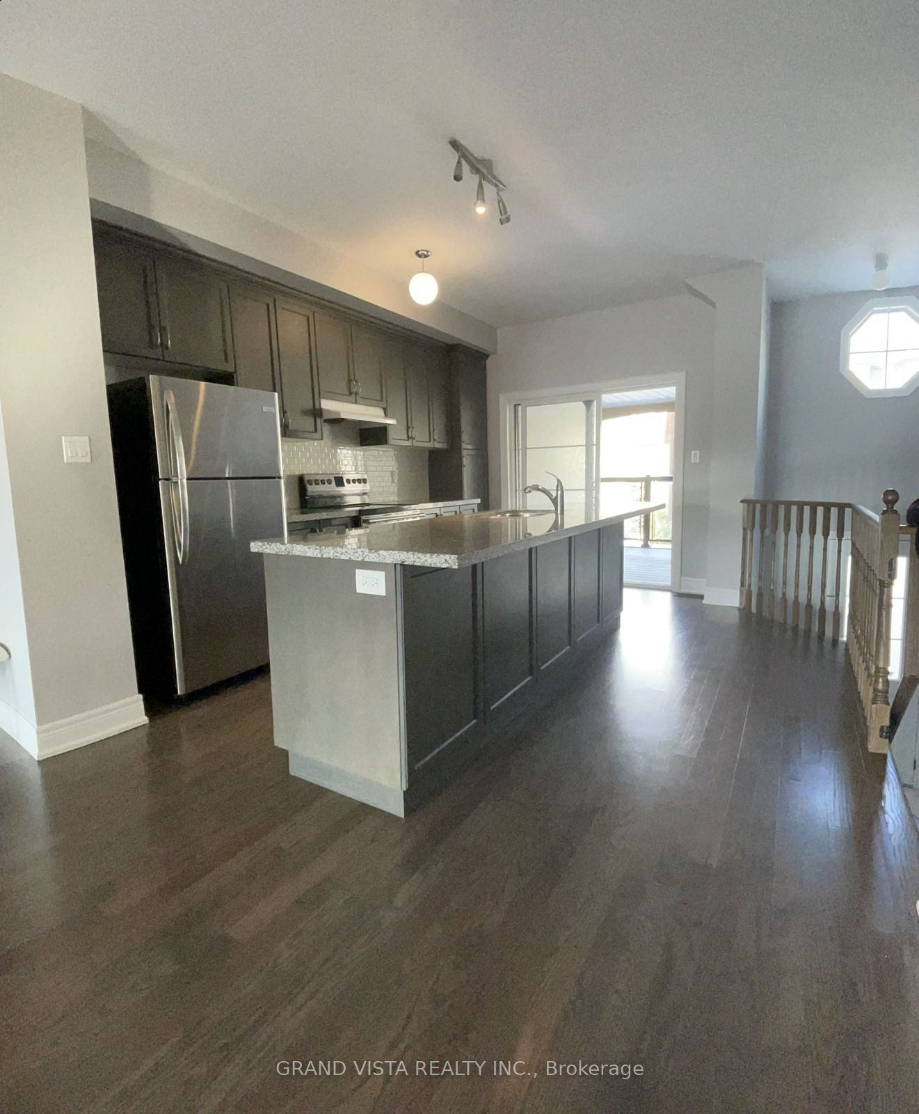 29 Dryden Way, Toronto, ON, M9R 0B2 photo 2