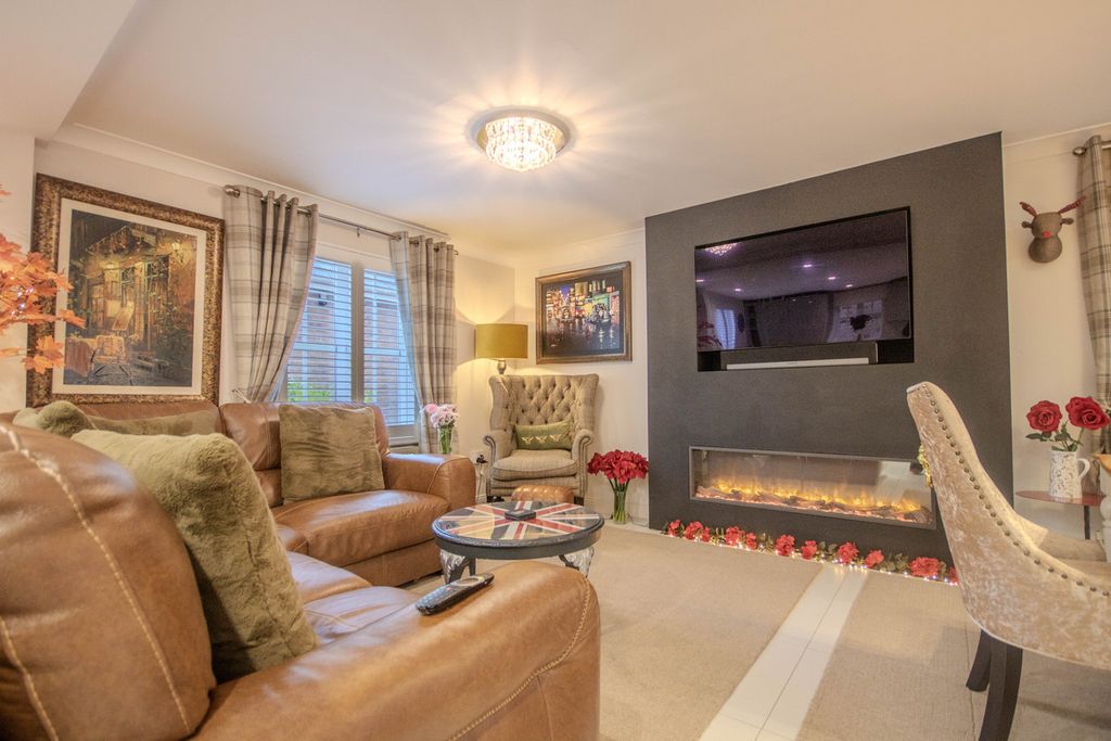 Additional image 8 of 5 bed detached house for saleFisher Hill Way, Cardiff CF15