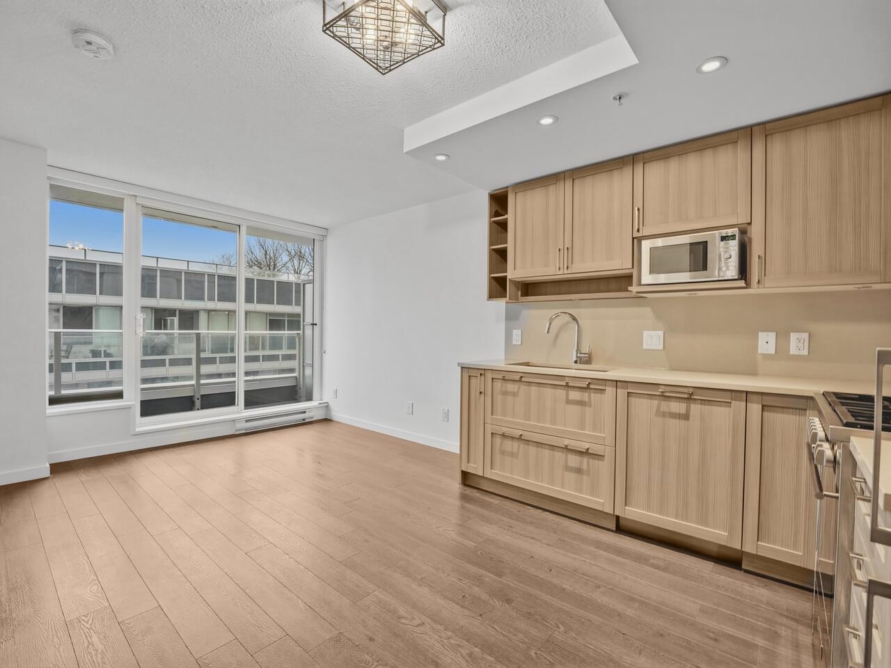 622-5665 Boundary Road, Vancouver, BC, V5R 0E4