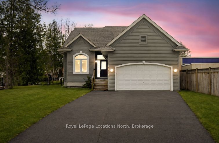 1094 River Road W, Wasaga Beach, ON, L9Z 2W7