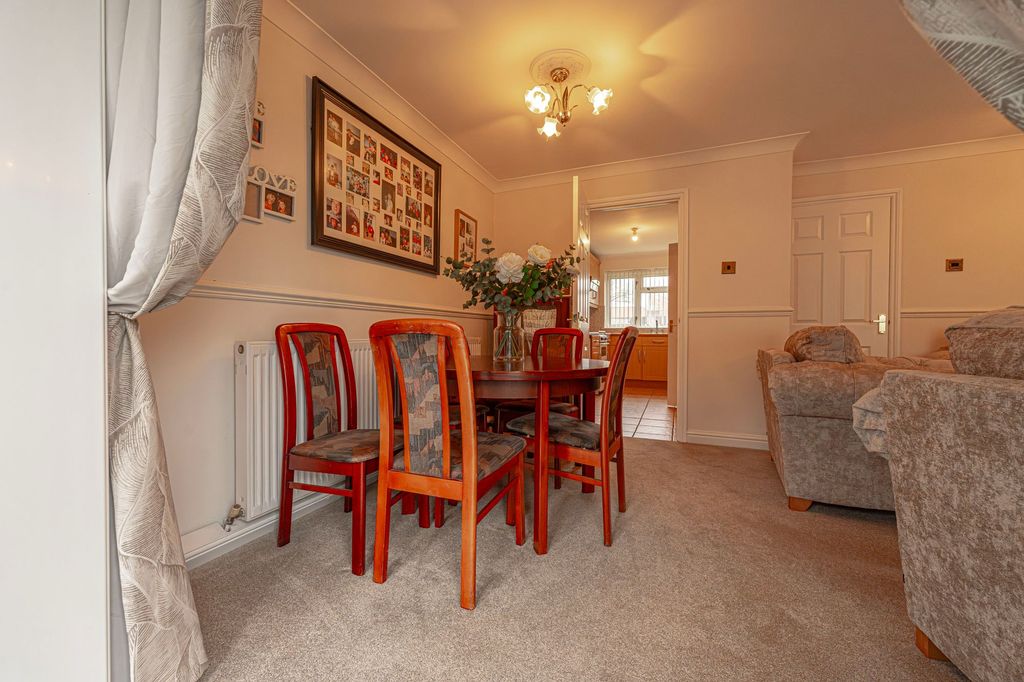 Additional image 9 of 3 bed terraced house for saleFields Road, Oakfield NP44