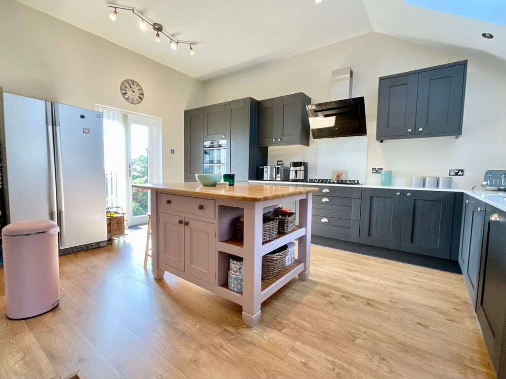 Additional image 3 of 4 bed detached house for saleAugustan Close, Caerleon, Newport NP18