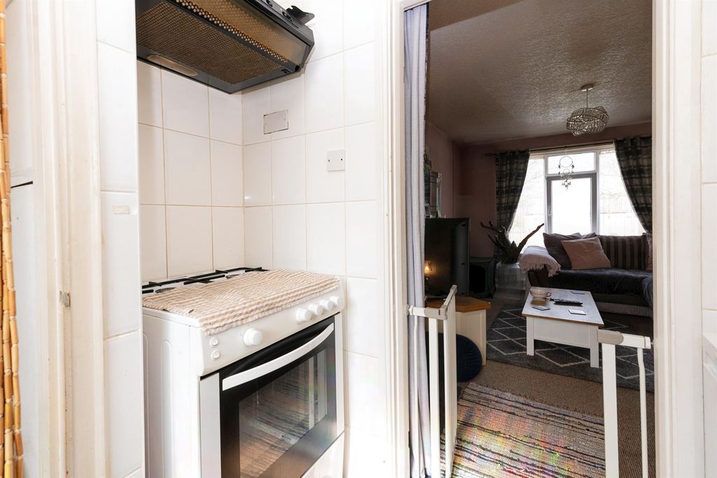 Additional image 8 of 1 bed flat for saleSt. Davids Crescent, Cardiff CF5