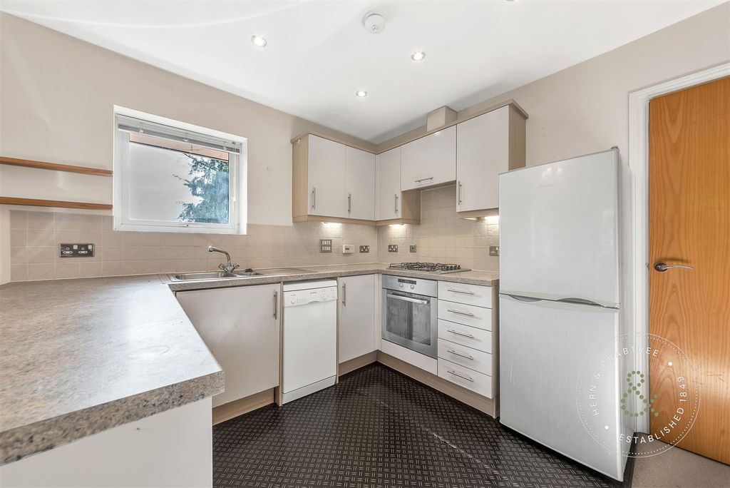 Additional image 5 of 2 bed flat for saleClive Hall Court, Clive Road, Canton, Cardiff CF5
