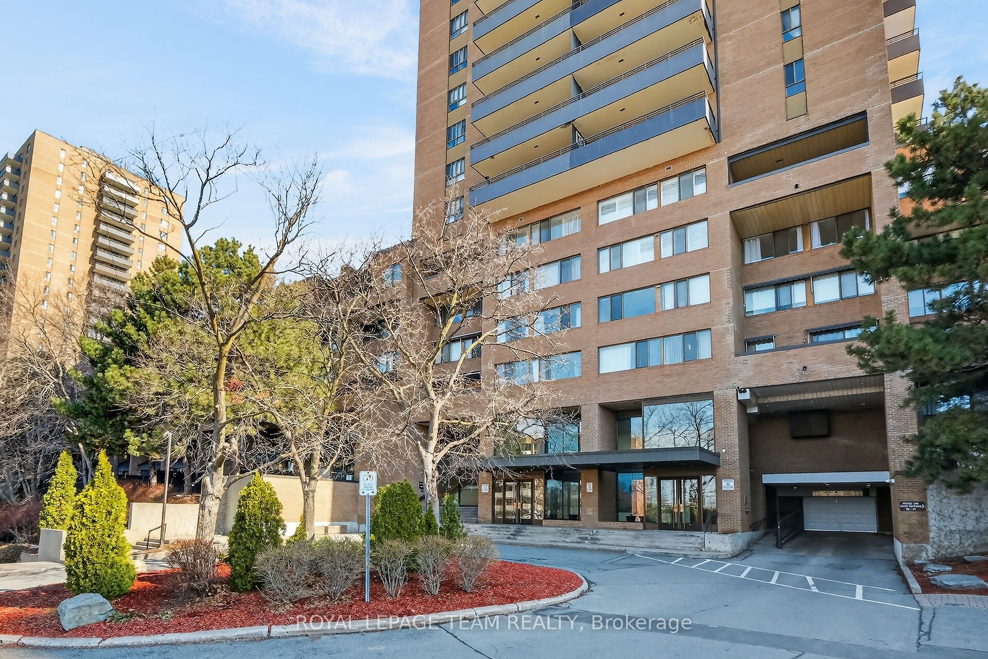 Additional image 3 of 1809-515 St Laurent Boulevard S, Ottawa, ON, K1K 3X5