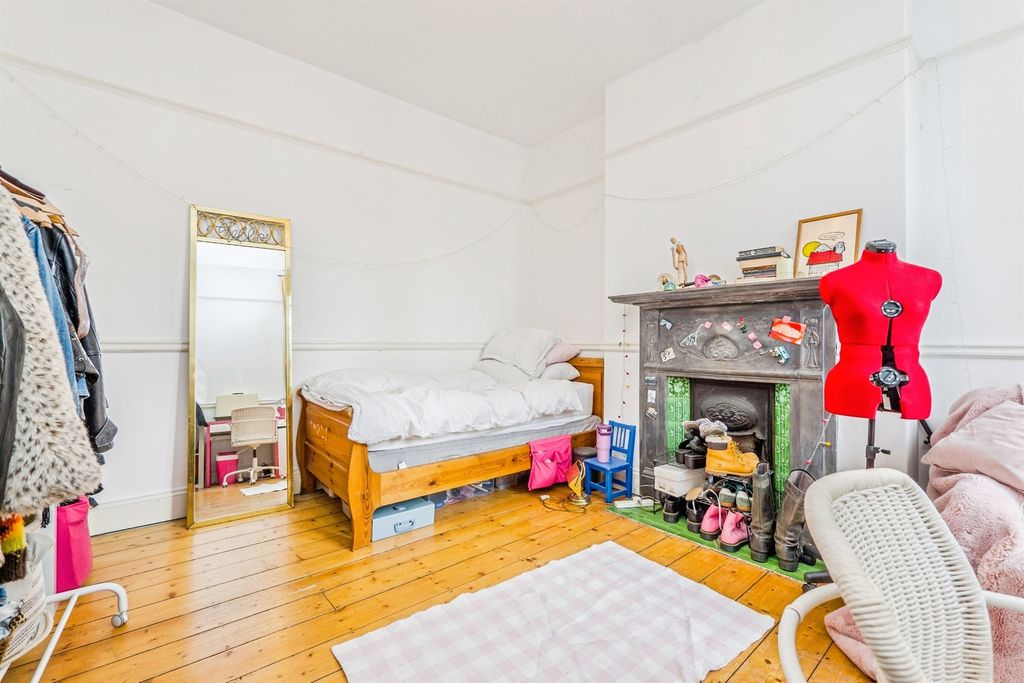 Additional image 18 of 4 bed terraced house for saleShirley Road, Roath Park, Cardiff CF23