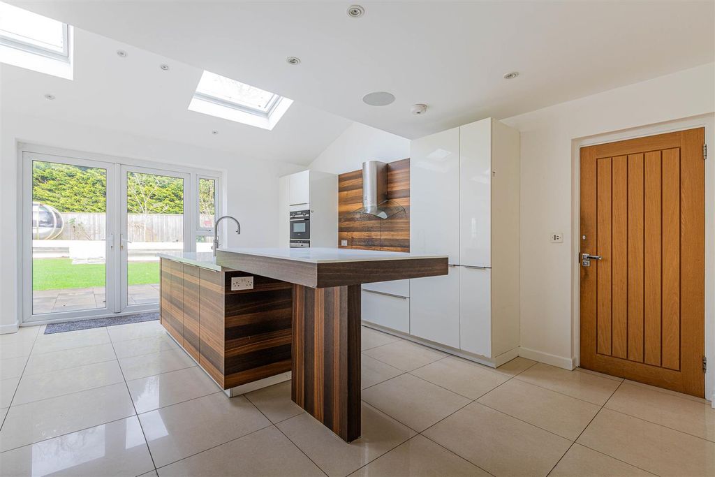 Additional image 7 of 4 bed detached house for saleBronwydd Close, Penylan, Cardiff CF23