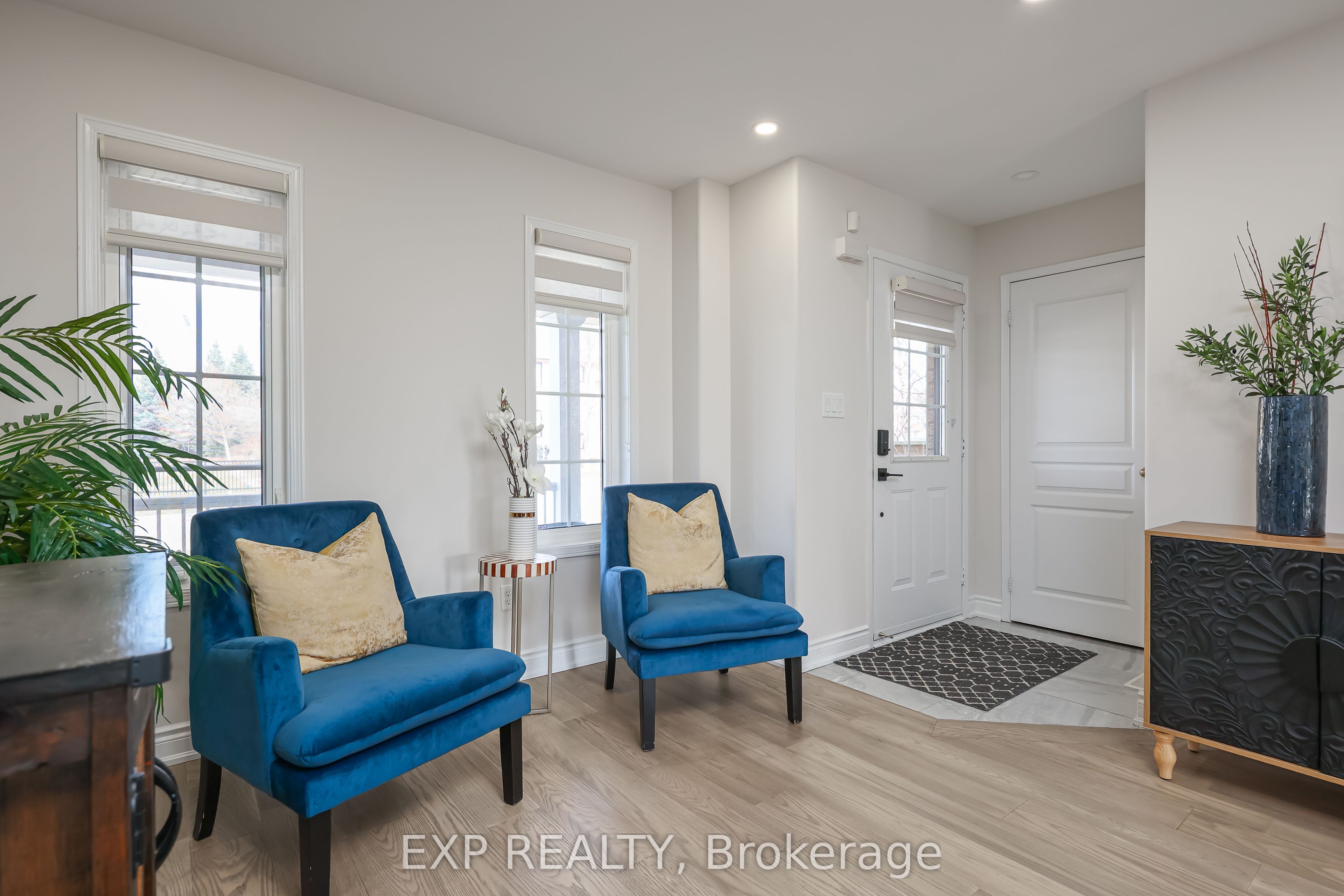Additional image 5 of 2210 Fairmount Drive, Oakville, ON, L6M 5J5