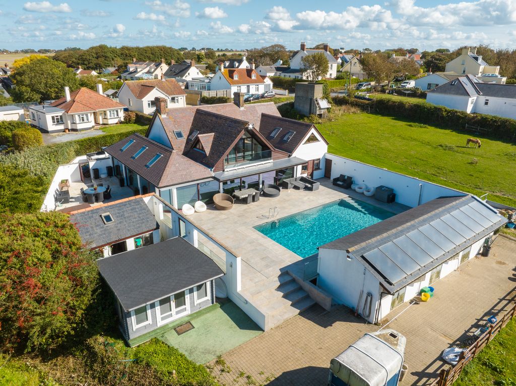 4 bed detached house for saleRoute De Farras, Forest, Guernsey GY8
