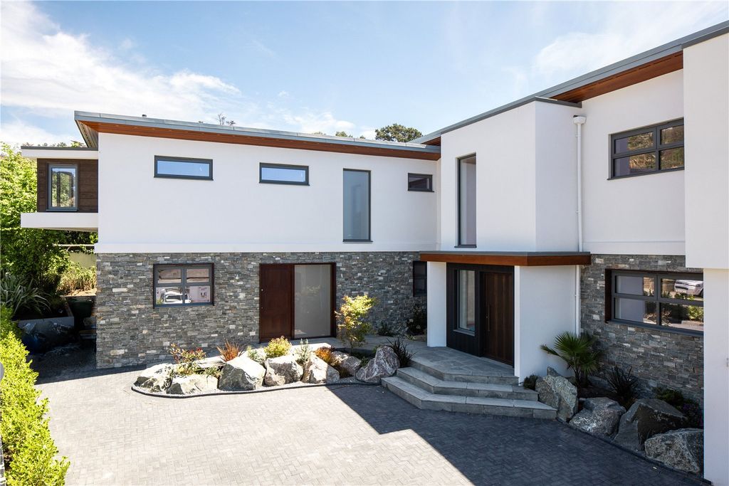 6 bed detached house for saleLe Mont Sohier, St Brelade, Jersey JE3