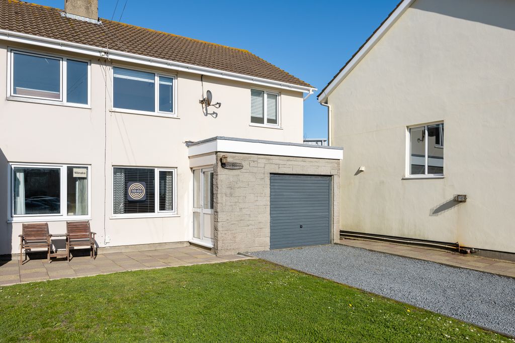 Additional image 3 of 3 bed semi-detached house for saleLa Tonnelle Clos Vale Road, St. Sampson, Guernsey GY2
